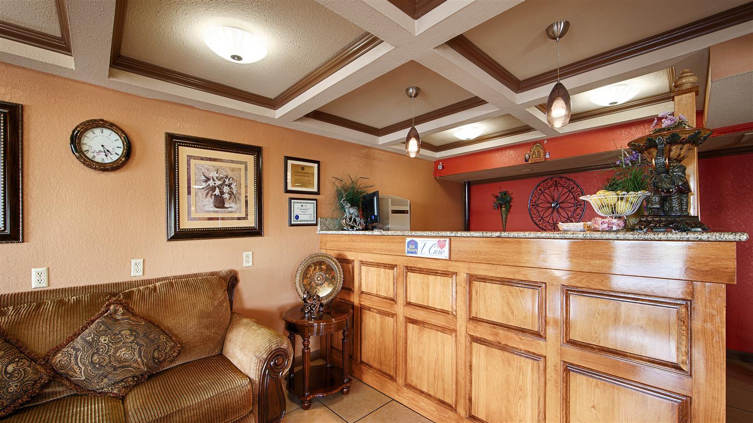 Best Western Montis Inn Saint Robert Exterior photo